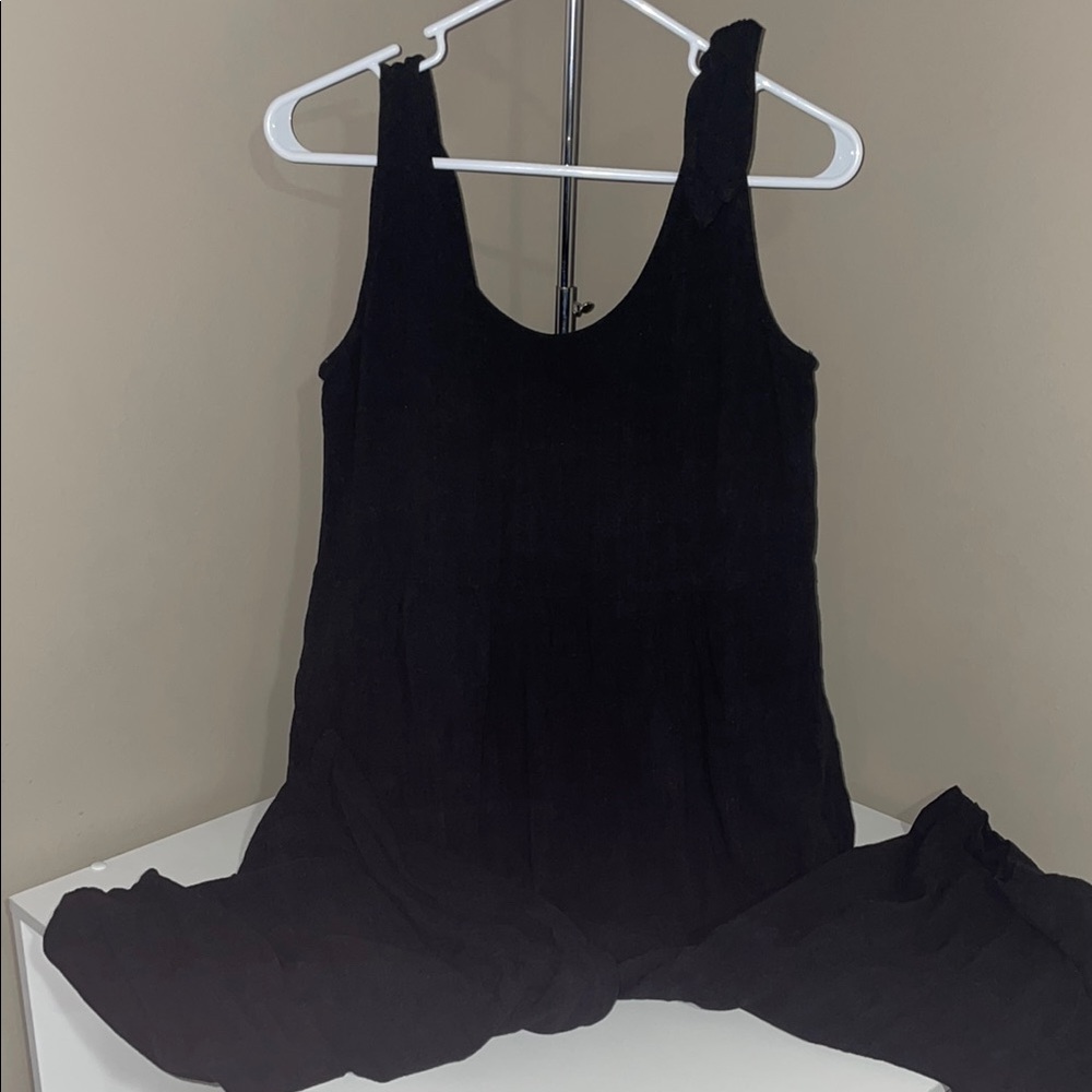 Black Sleeveless Jumpsuit